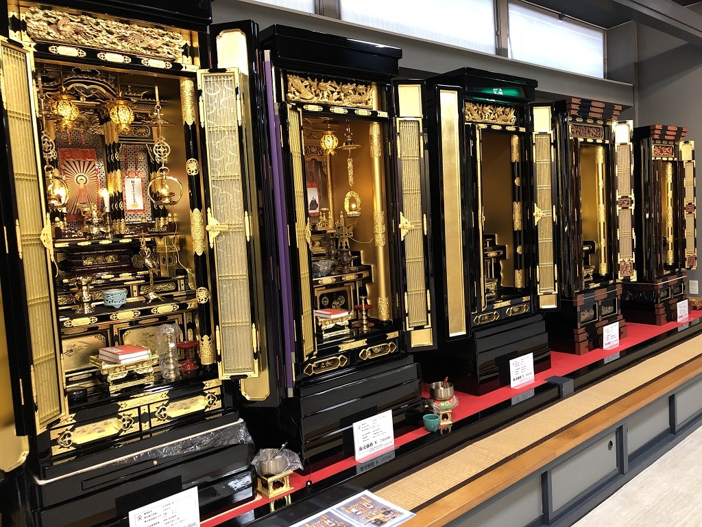 富山市水橋より、神棚