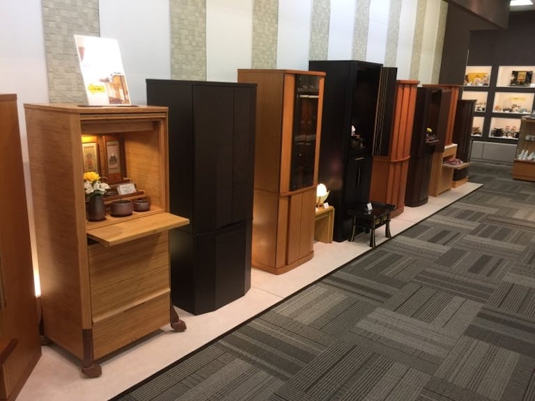 お線香は普段使いから贈答用まで豊富な品揃え