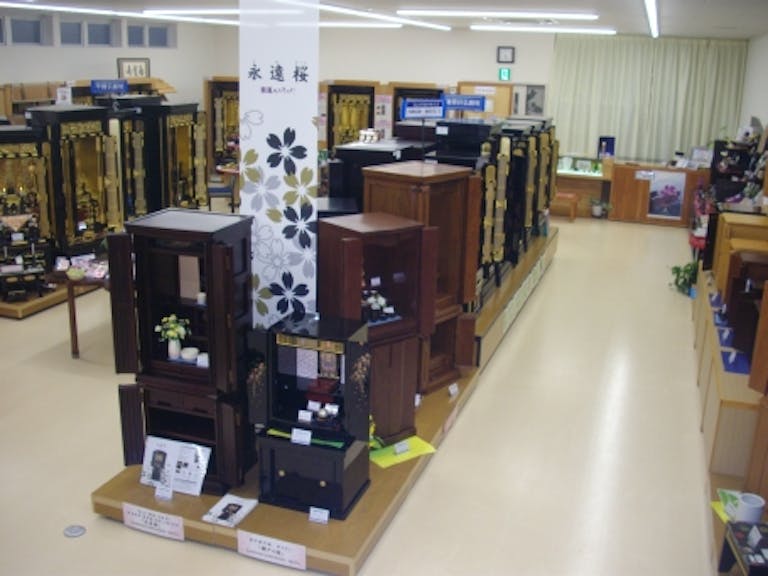 遺骨ペンダントなどの手元供養商品も多数ご用意