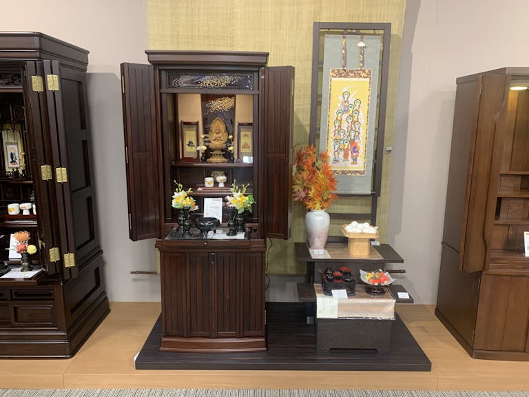 お仏壇に合わせたお仏具のコーディネートもお任せください