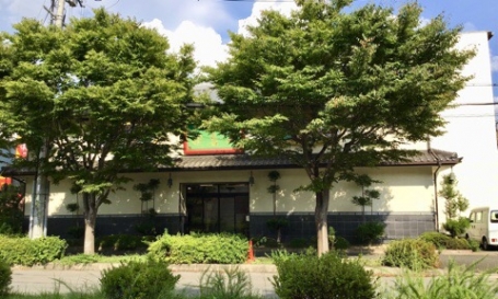 (株)吉田治市商店七条店　京仏壇　喜法/亀岡店 のサムネイル