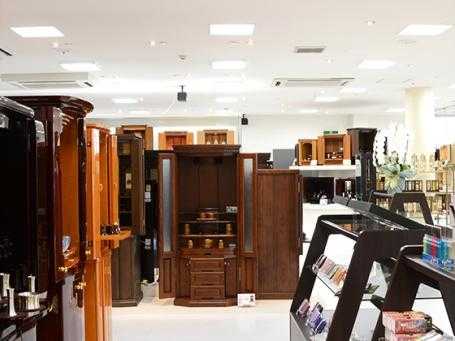 メモリアル仏壇の金宝堂　松戸店 のサムネイル