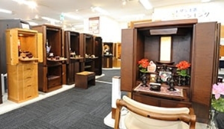 メモリアル仏壇の金宝堂 取手店 のサムネイル